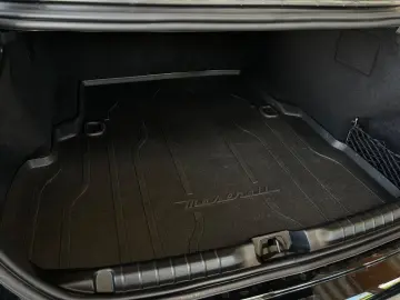 Ghibli S Q4 V6 3.0L TROFEO OPTIK/CARPLAY/H&K/RFK