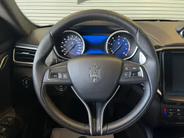 Ghibli S Q4 V6 3.0L TROFEO OPTIK/CARPLAY/H&K/RFK