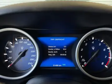 Ghibli S Q4 V6 3.0L TROFEO OPTIK/CARPLAY/H&K/RFK
