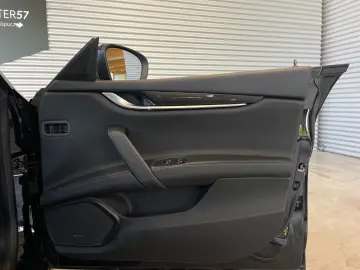 Ghibli S Q4 V6 3.0L TROFEO OPTIK/CARPLAY/H&K/RFK