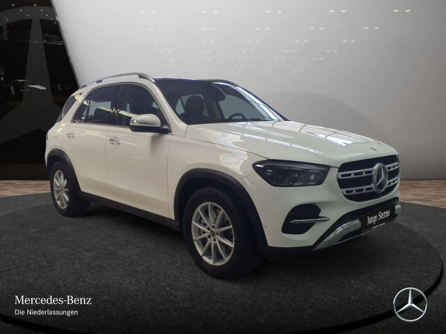 GLE 400 e 4M Advanced+/Pano/AHK/Burmes/Distronic