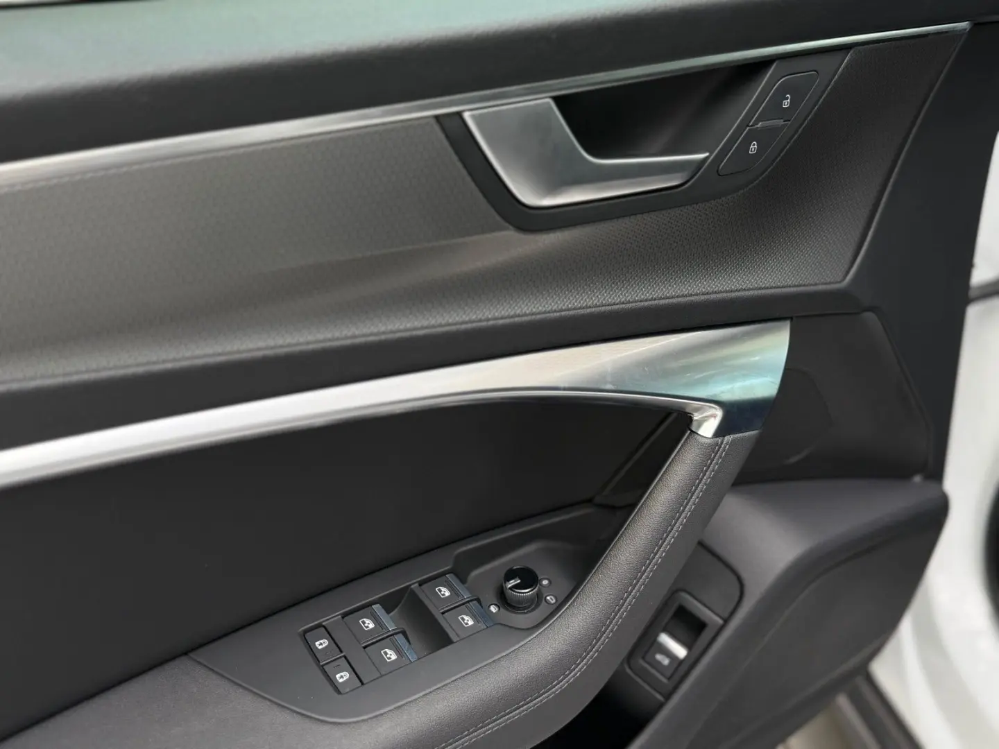 A6 Allroad Quattro 40TDI AHK NAVI STHZ BLACKLINE