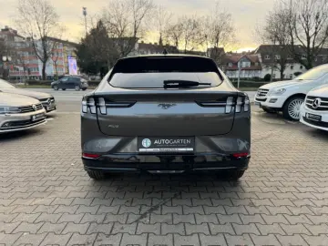 MustangMach-E Basis/AWD/LEDER/PANO/CO-PILOT 360°