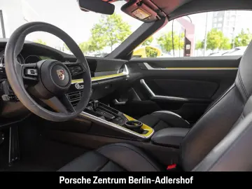 Porsche 992 911 Turbo Cabriolet Burmester