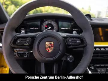 Porsche 992 911 Turbo Cabriolet Burmester