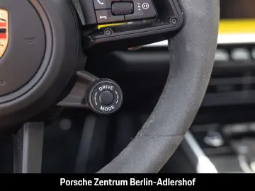 Porsche 992 911 Turbo Cabriolet Burmester