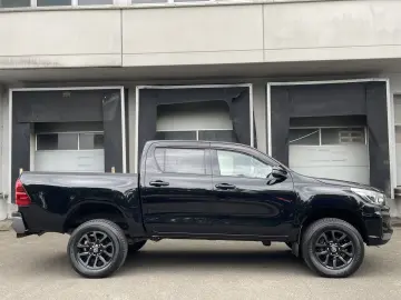 Hilux Double Cab Duty 4x4 LED Navi Kamera AHK