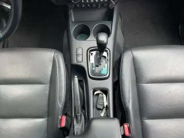 Hilux Double Cab Duty 4x4 LED Navi Kamera AHK