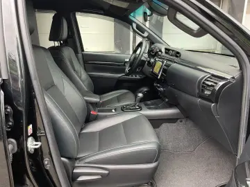 Hilux Double Cab Duty 4x4 LED Navi Kamera AHK