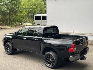 Hilux Double Cab Duty 4x4 LED Navi Kamera AHK