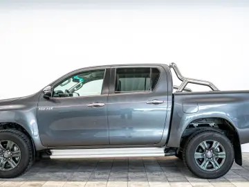 Hilux 2.4 D-4D 4x4 °RFK°SHZ°DAB°AHK°Garantie°