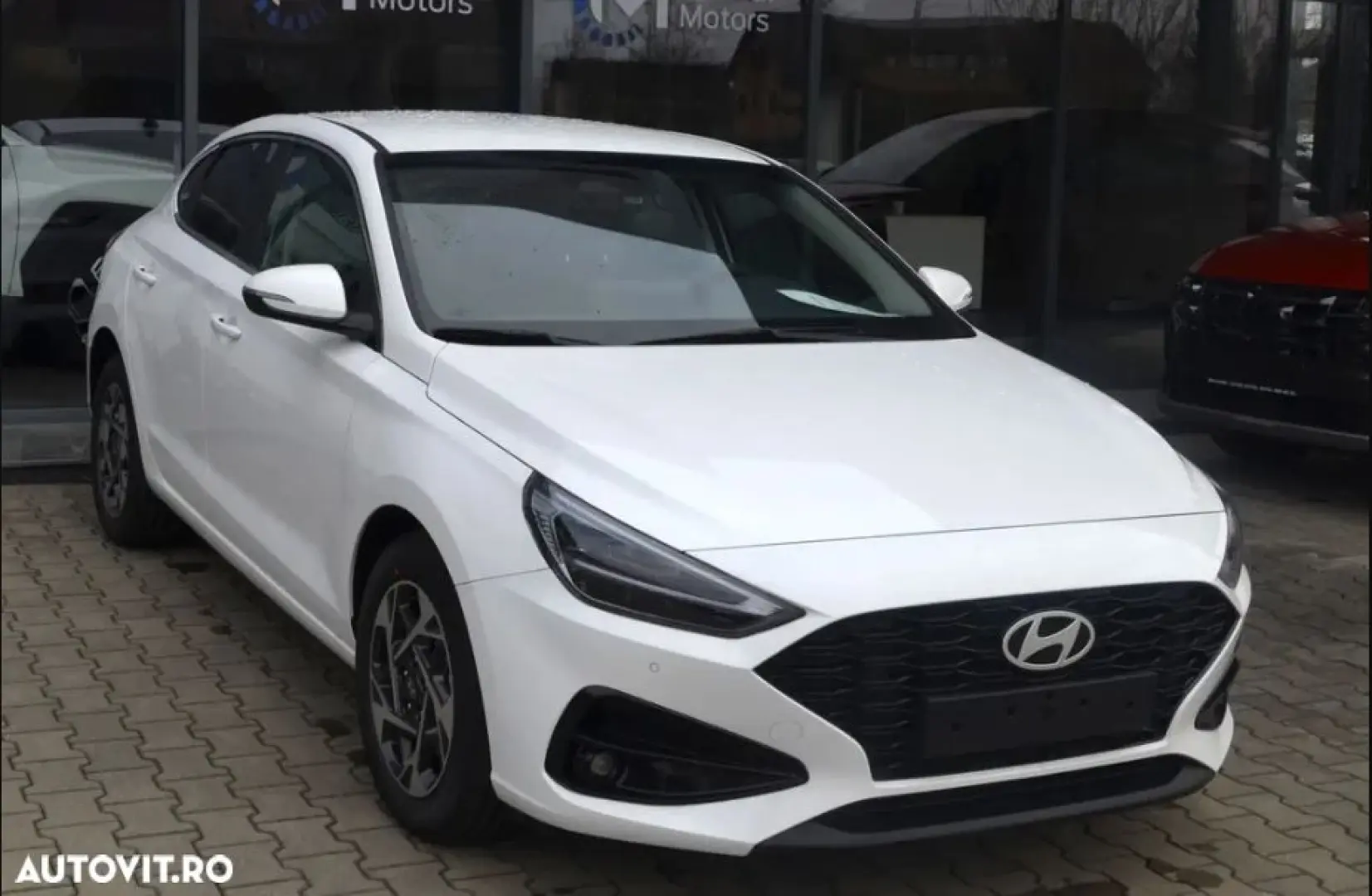 HYUNDAI i30 FASTBACK 1.5T-GDi M-Hybrid HIGHWAY