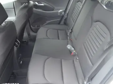 HYUNDAI i30 FASTBACK 1.5T-GDi M-Hybrid HIGHWAY