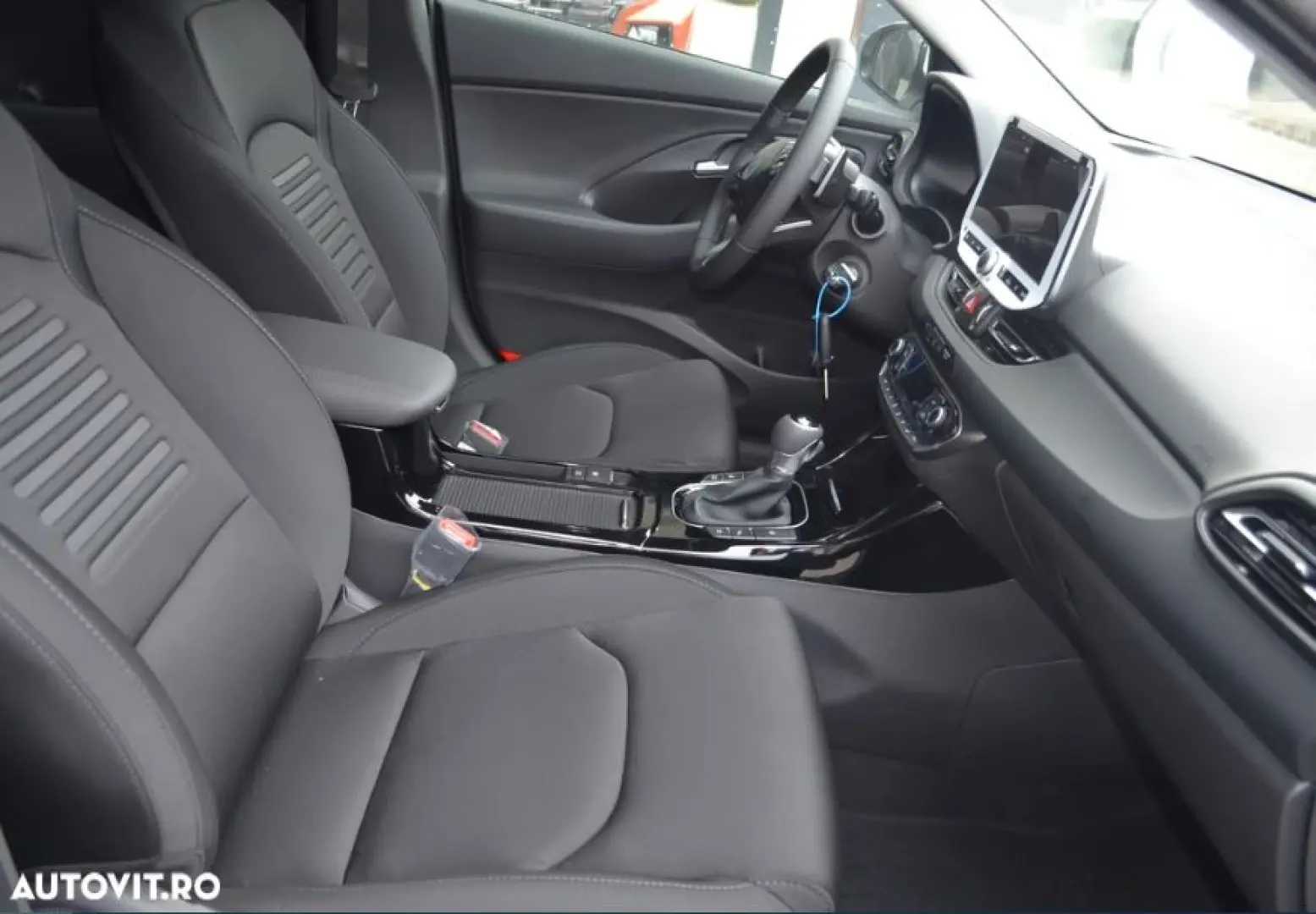 HYUNDAI i30 FASTBACK 1.5T-GDi M-Hybrid HIGHWAY