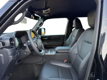 Land Cruiser 2.8 D-4D Executive *360*Navi*LED*