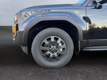 Land Cruiser 2.8 D-4D Executive *360*Navi*LED*