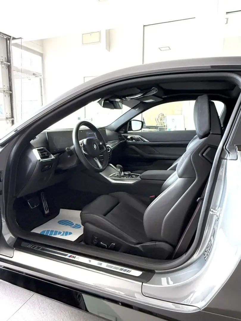 M4 xDrive Competition AUTOM NAVI LEDER SBDACH
