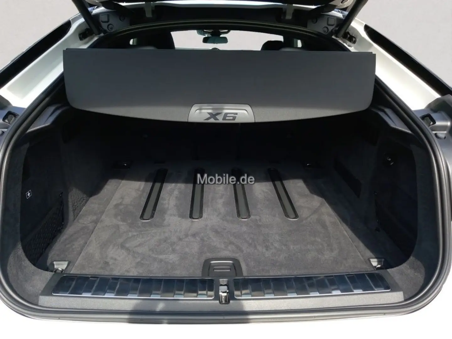 X6 xDrive30d M Sport / NP= 113.320,-. / Pano /
