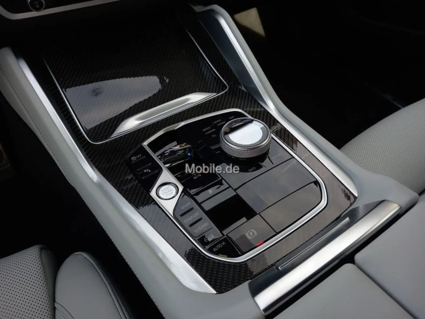 X6 xDrive30d M Sport / NP= 113.320,-. / Pano /