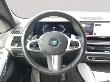X6 xDrive30d M Sport / NP= 113.320,-. / Pano /