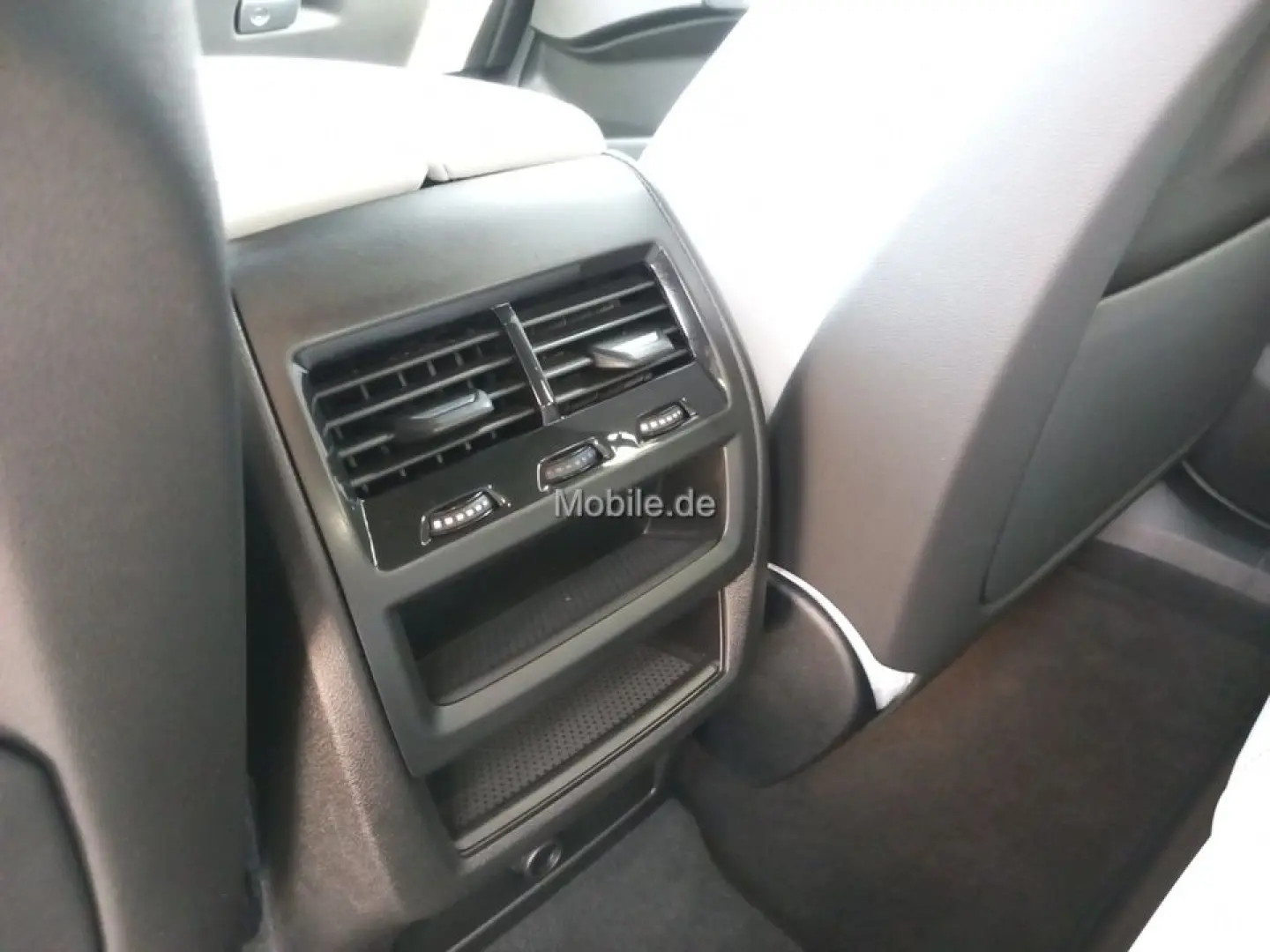 X6 xDrive30d M Sport / NP= 113.320,-. / Pano /
