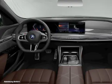 750e xDrive M Sport|SkyLounge|Autobahnass.|B&W