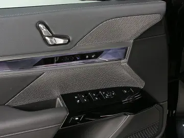 740d xDr. M Sport ACC Standh Panorama Autobahnas