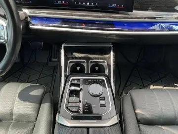 740 740 d xDrive+M-Sport+Innovation+ServiceInkl+