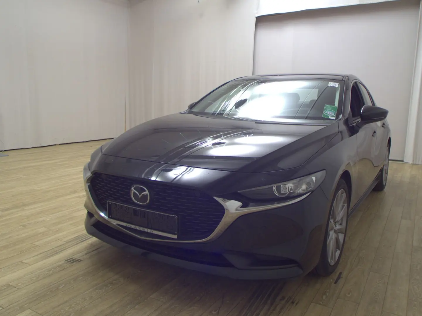 3 2.0 SKYACTIV-G Lim. Navi LED PDC Shz