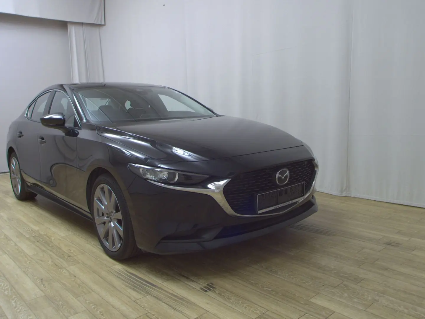 3 2.0 SKYACTIV-G Lim. Navi LED PDC Shz