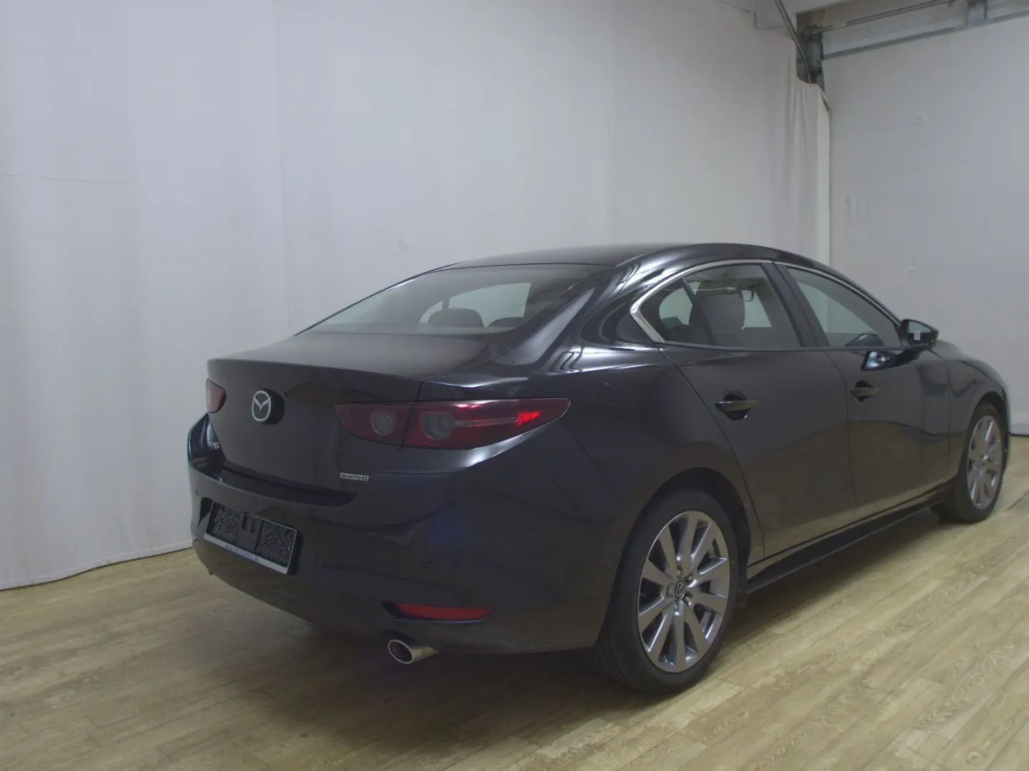 3 2.0 SKYACTIV-G Lim. Navi LED PDC Shz