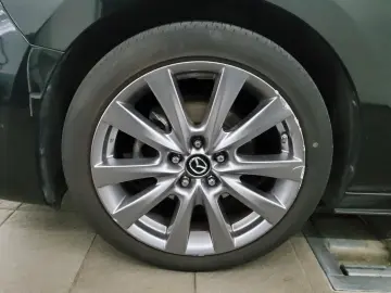 3 2.0 SKYACTIV-G Lim. Navi LED PDC Shz