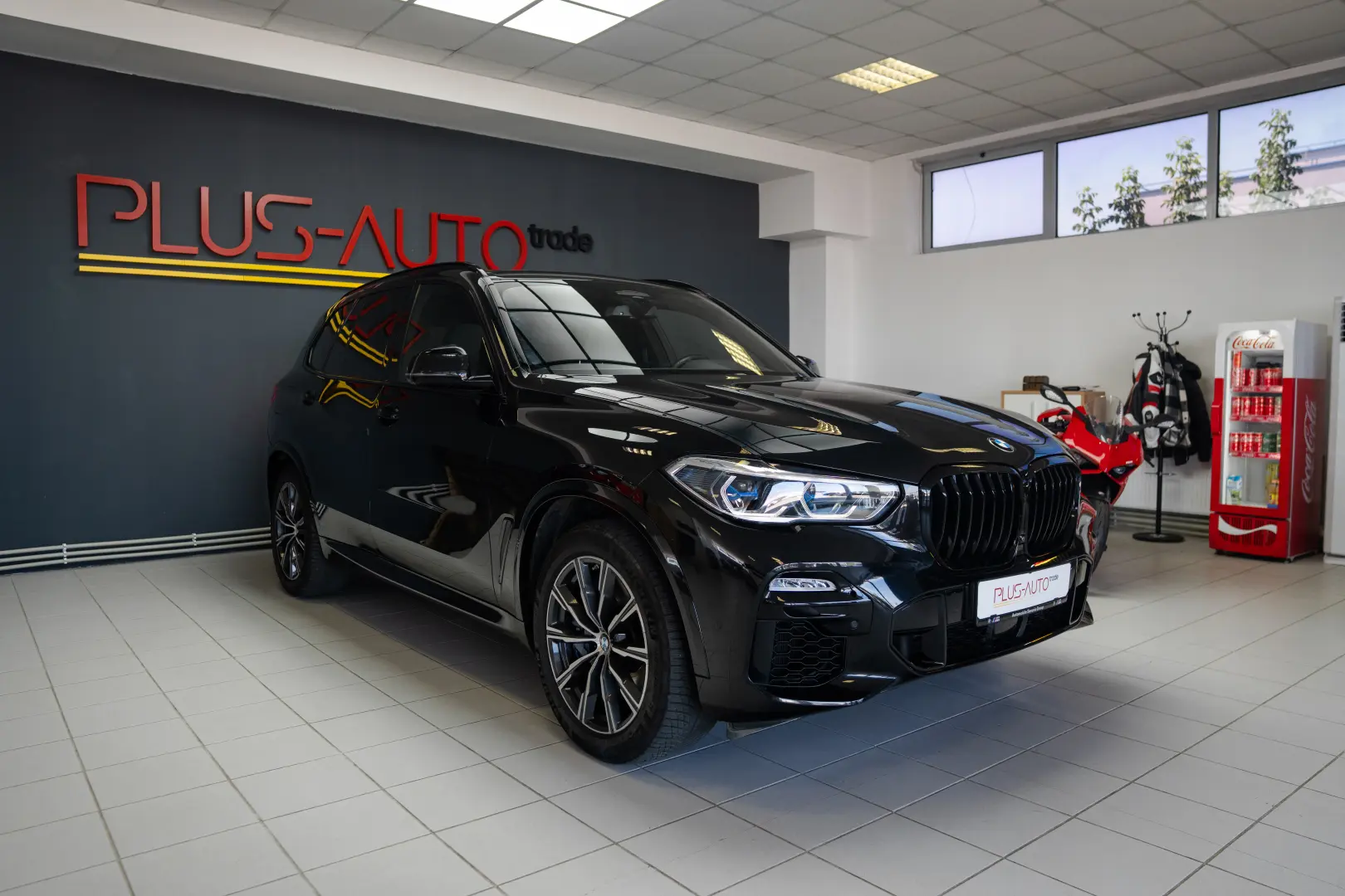 BMW X5 M M50i Stoc Timisoara Laser Carlig Inc.Auxiliara