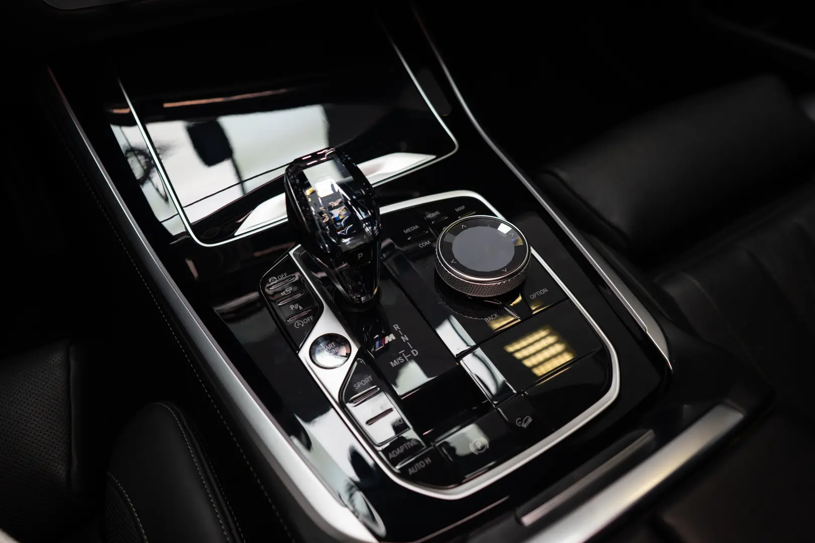 BMW X5 M M50i Stoc Timisoara Laser Carlig Inc.Auxiliara