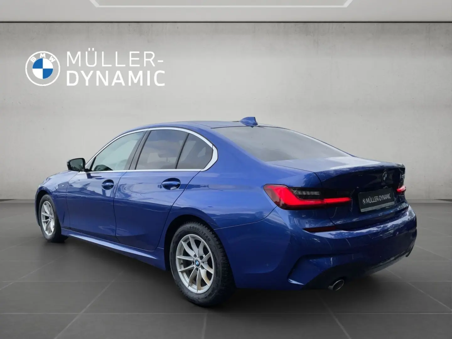 318d LIMOUSINE M SPORT RÜCKFAHR HIFI TEMPOMAT