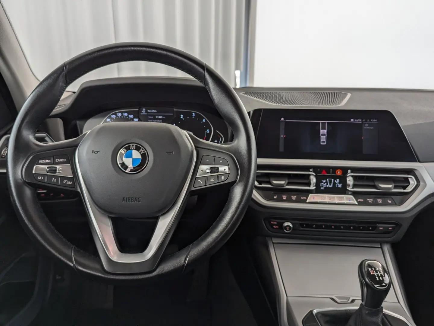 318d Mild Hybrid Advantage LED+NAVI+PDC+SHZ+TEMP