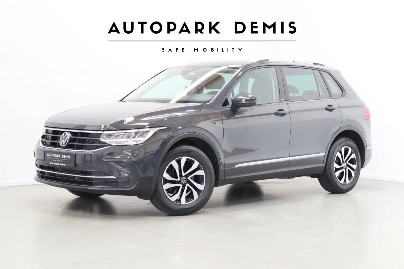 VOLKSWAGEN Tiguan 2.0 DSG/HUD-LED-SIDE-ACC-LEASING