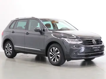 VOLKSWAGEN Tiguan 2.0 DSG/HUD-LED-SIDE-ACC-LEASING