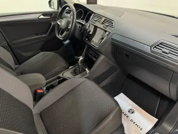 VOLKSWAGEN Tiguan 2.0 DSG/HUD-LED-SIDE-ACC-LEASING