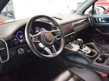 PORSCHE Cayenne *Panorama* LEASING