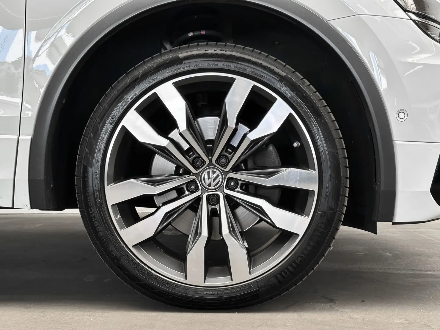 VOLKSWAGEN Tiguan Allspace 4M 3x R-Line*Pano*Virtual*360°