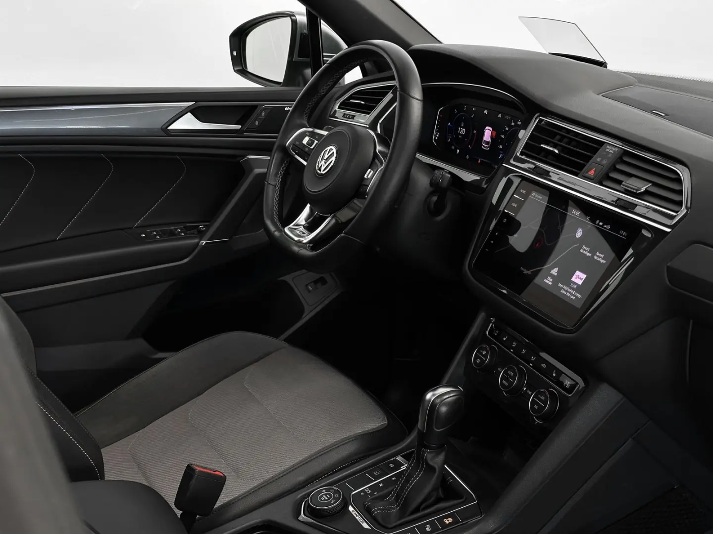 VOLKSWAGEN Tiguan Allspace 4M 3x R-Line*Pano*Virtual*360°