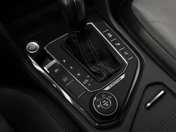 VOLKSWAGEN Tiguan Allspace 4M 3x R-Line*Pano*Virtual*360°