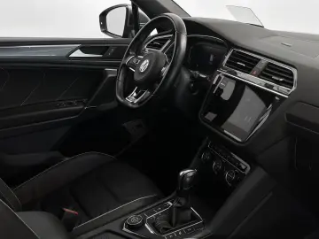 VOLKSWAGEN Tiguan Allspace 4M 3x R-Line *Pano*Virtual*Leder