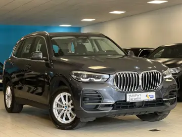 BMW X5 xD40d Panor LEDer KomfortStz Park DrivProf