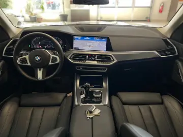 BMW X5 xD40d/Panor/LEDer/KomfortStz/Park+DrivProf
