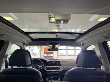 BMW X5 xD40d/Panor/LEDer/KomfortStz/Park+DrivProf
