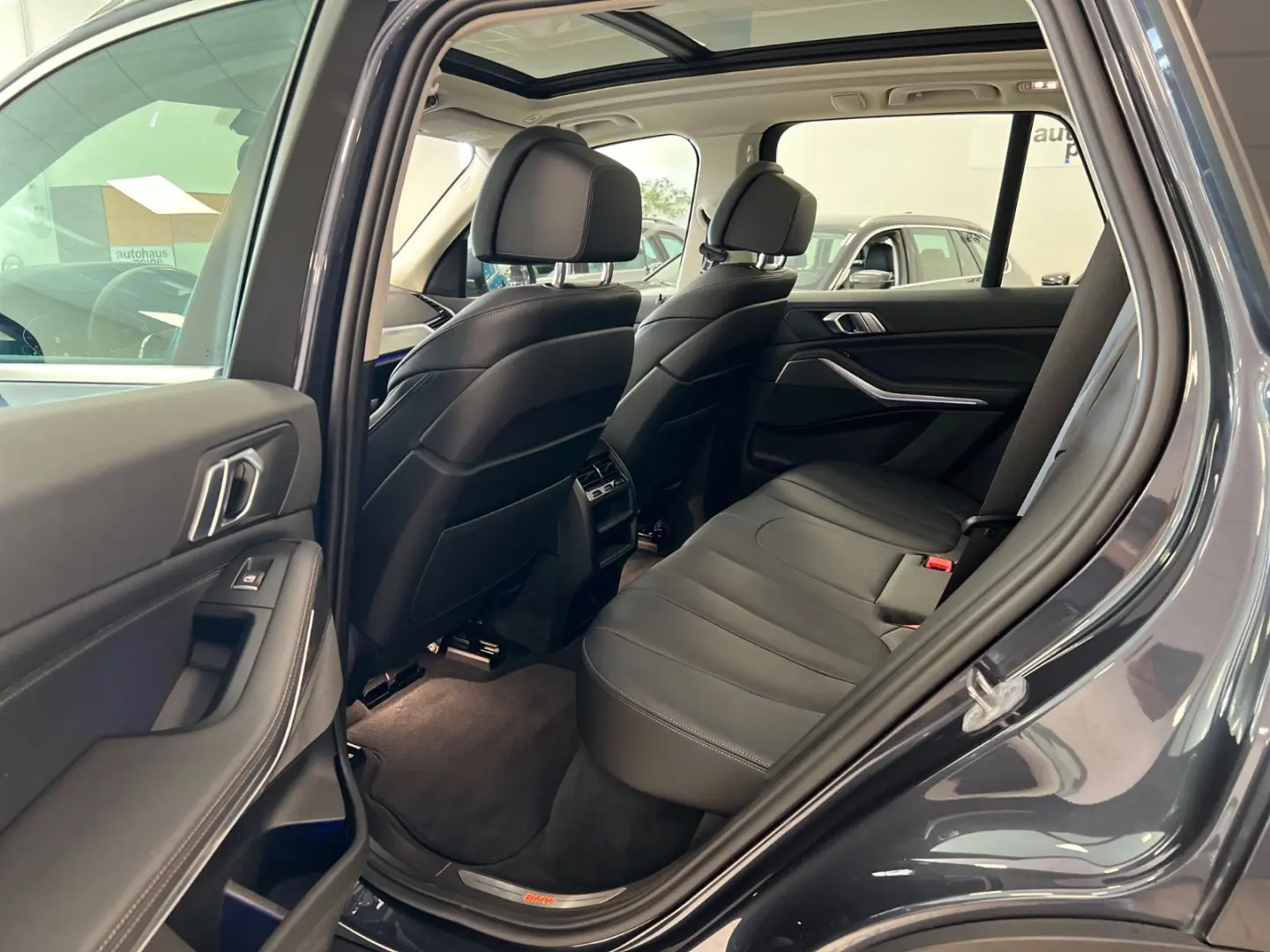 BMW X5 xD40d/Panor/LEDer/KomfortStz/Park+DrivProf