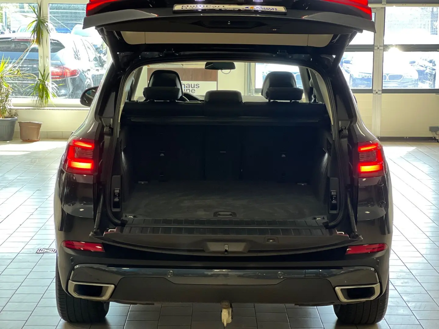 BMW X5 xD40d/Panor/LEDer/KomfortStz/Park+DrivProf