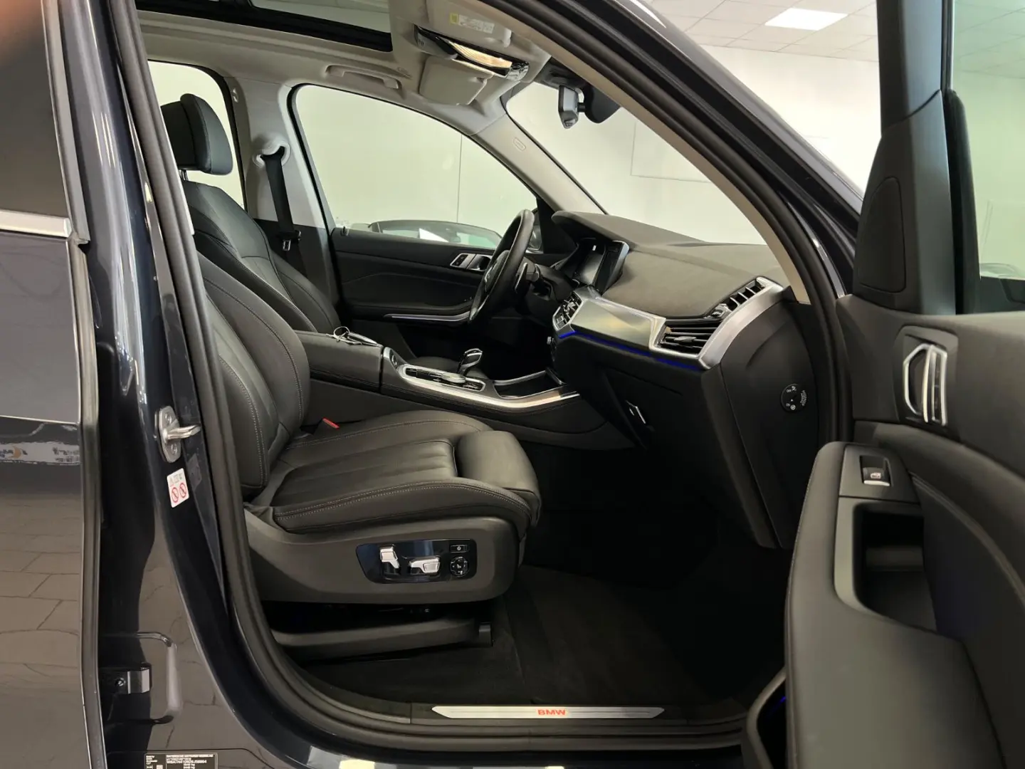 BMW X5 xD40d/Panor/LEDer/KomfortStz/Park+DrivProf